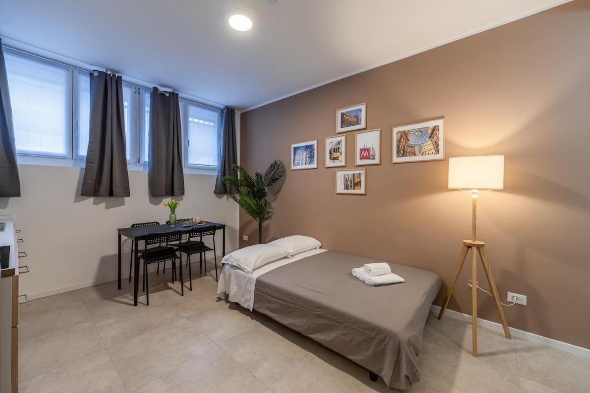 Authentic Private Flat 2 Min From Navigli Apartment Milan Luaran gambar