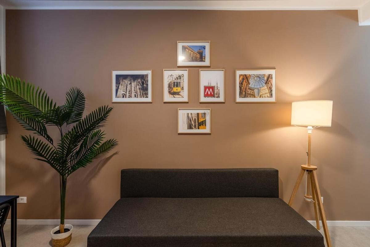 Authentic Private Flat 2 Min From Navigli Apartment Milan Luaran gambar